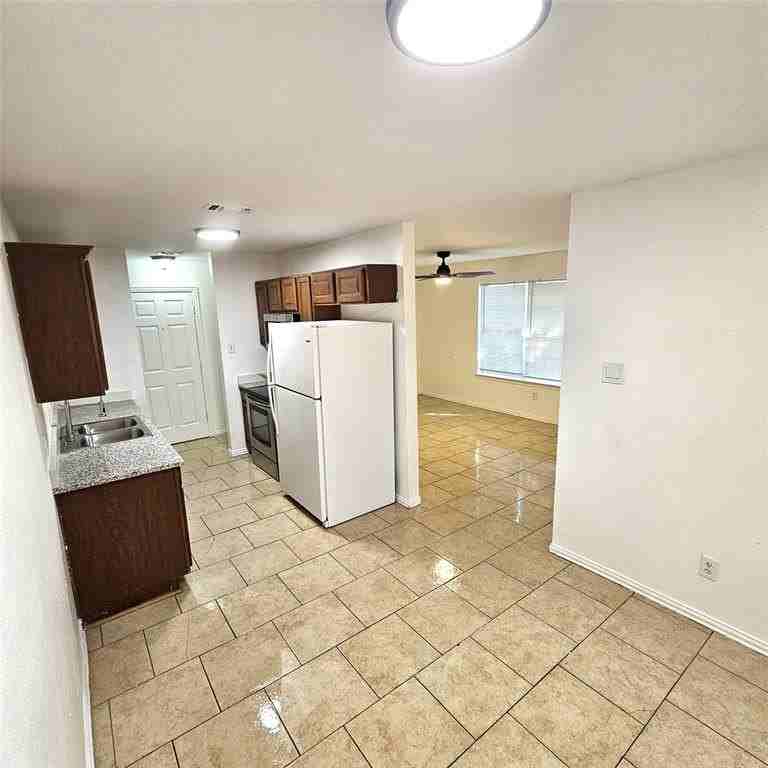 1810 Wiseman Ave - Photo 5 of 20