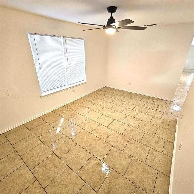 1810 Wiseman Ave - Photo 7 of 20