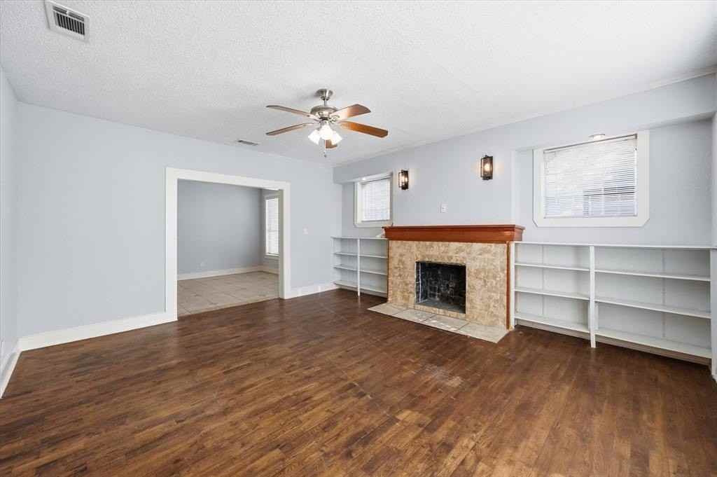 843 N Clinton Ave - Photo 4 of 30