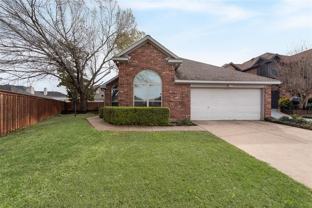 1220 Royal Crescent Dr - Photo 1 of 1