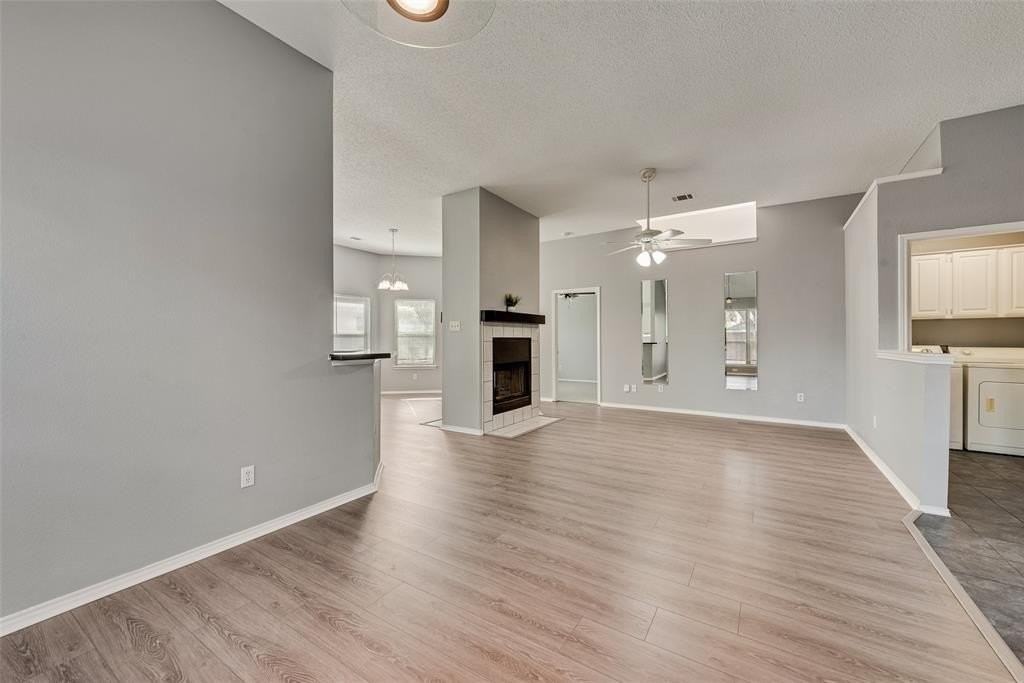 1220 Royal Crescent Dr - Photo 6 of 28