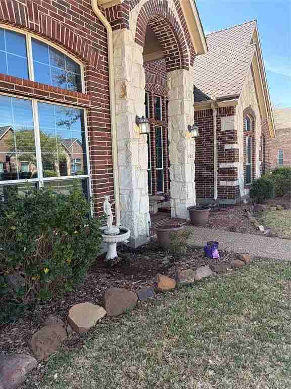 920 Ginger Trl - Photo 2 of 25