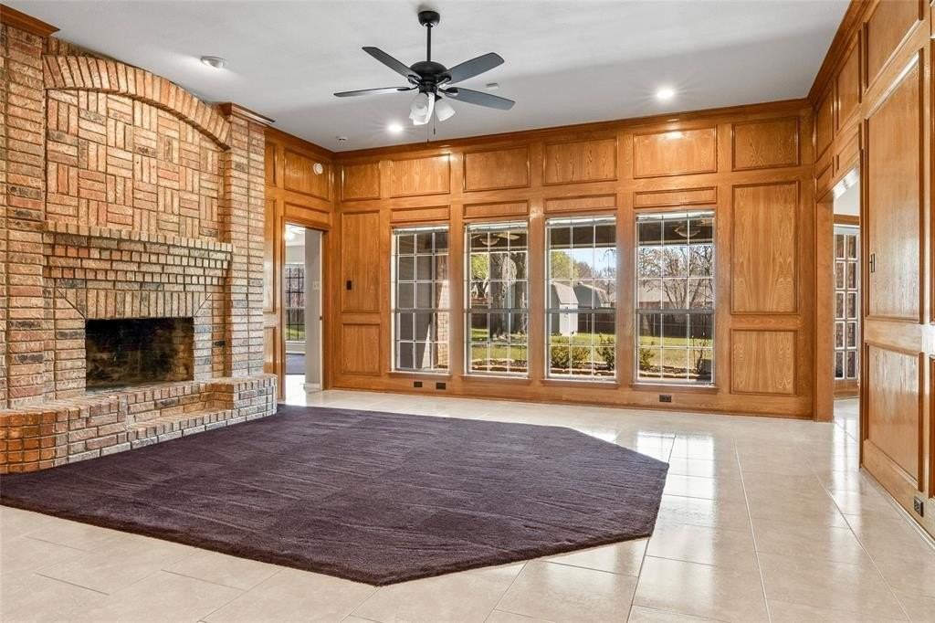 857 Clearwater Dr - Photo 5 of 40