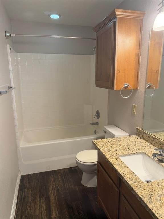 2539 Pascal Ct #B - Photo 2 of 5