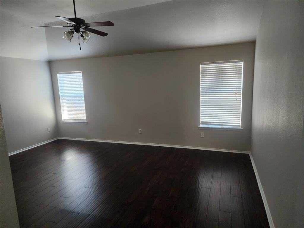 5414 Old Blush Dr - Photo 4 of 6