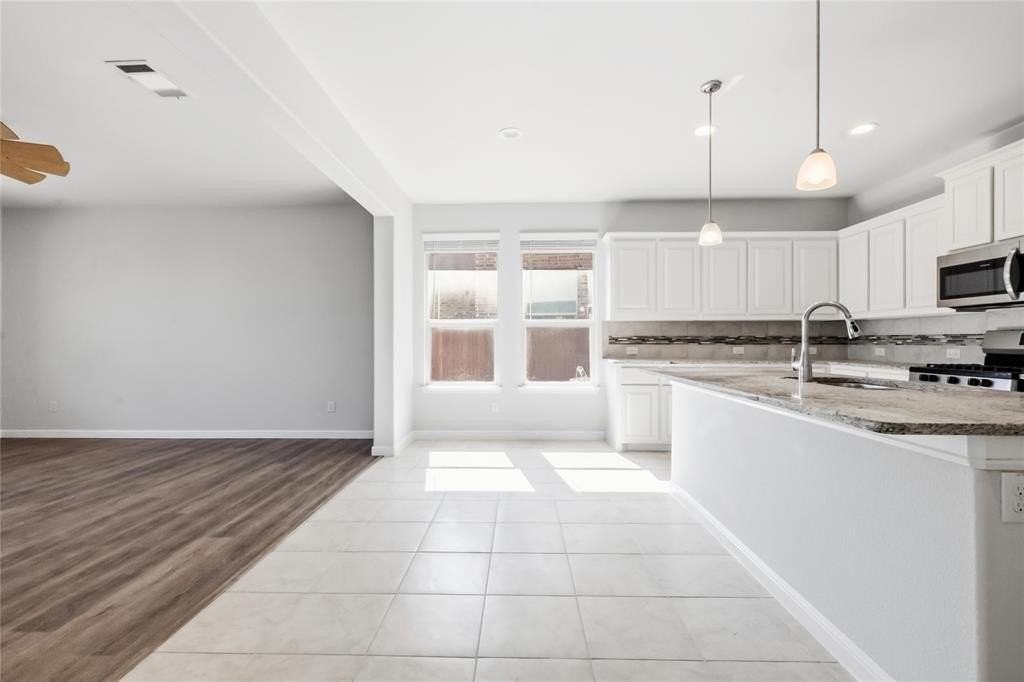 4017 Esker Dr - Photo 5 of 28