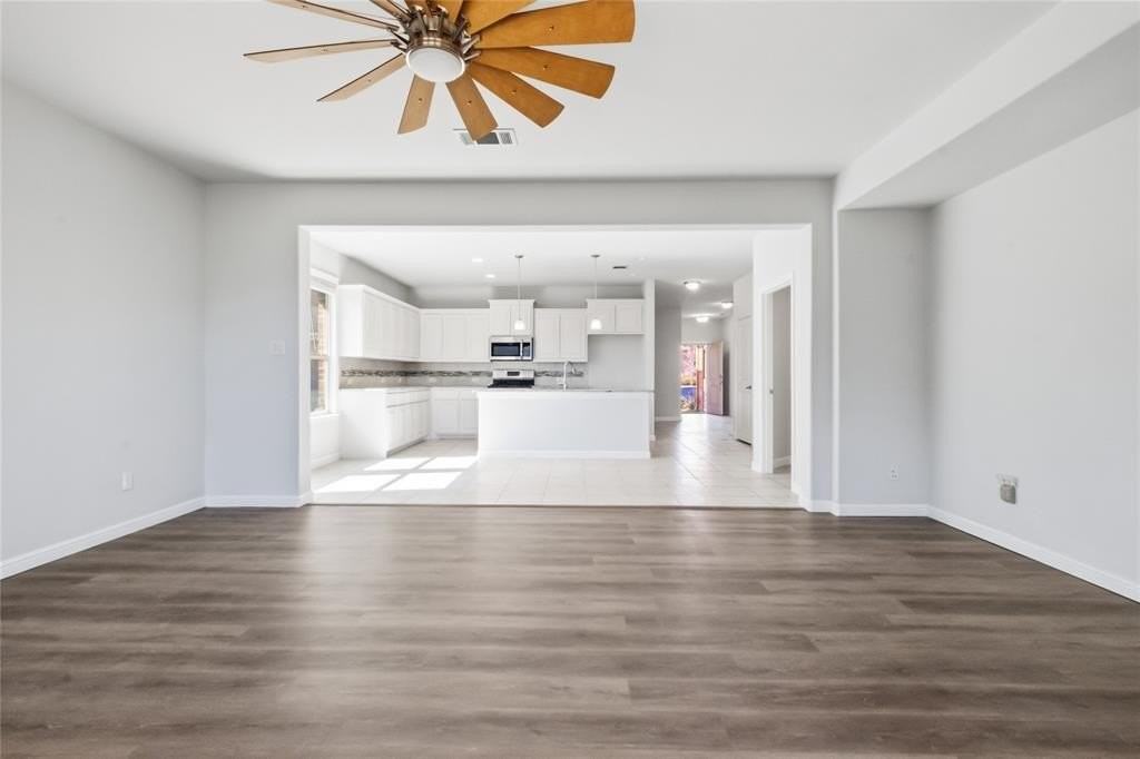 4017 Esker Dr - Photo 7 of 28