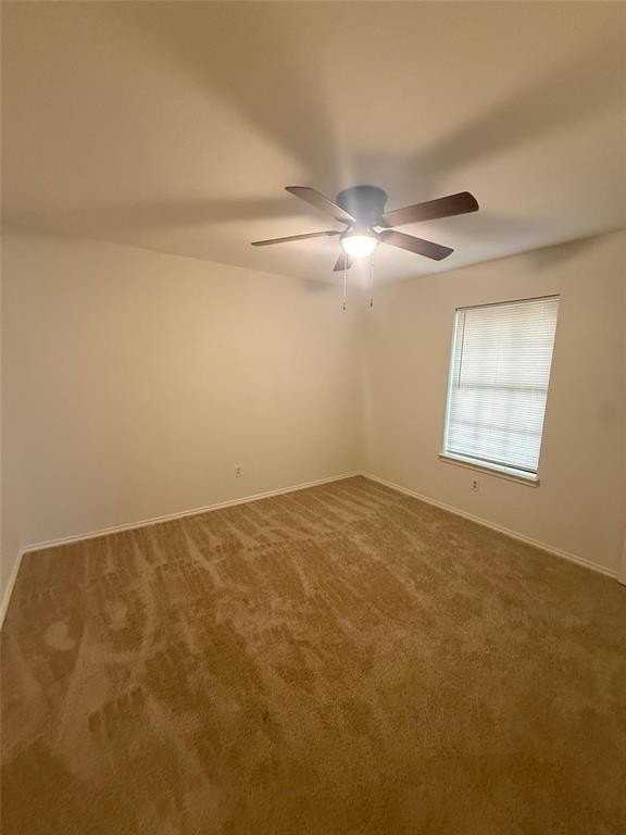 1009 Village Wood Ct - Photo 6 of 24