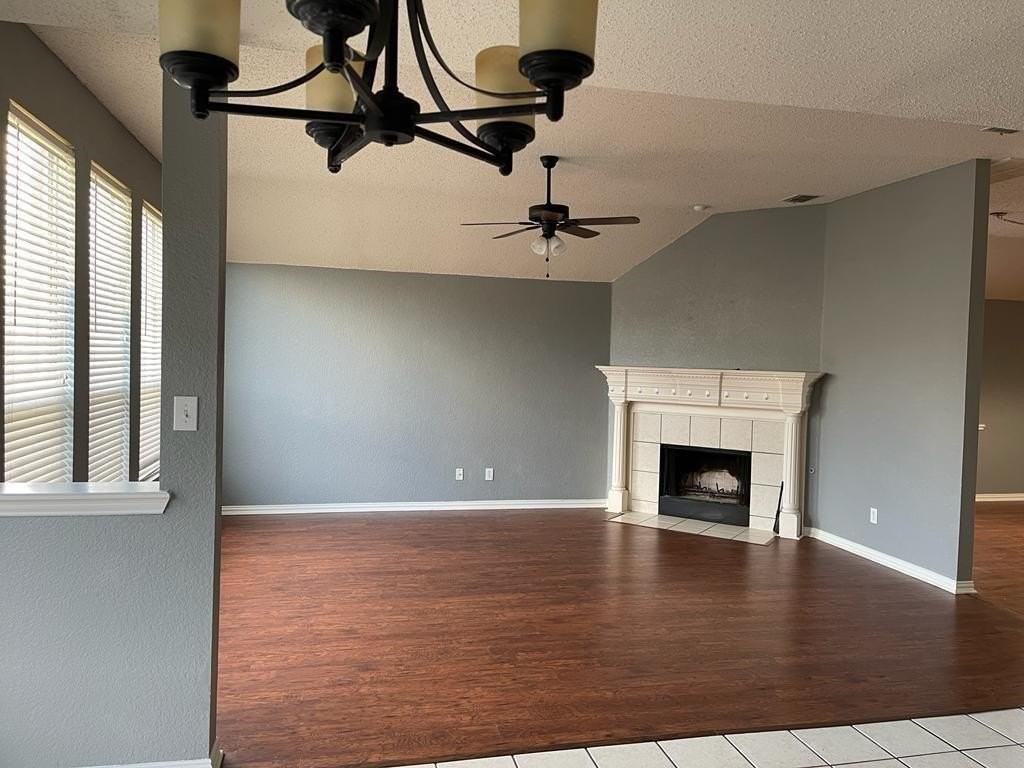 1662 Natural Bridge Dr - Photo 5 of 14