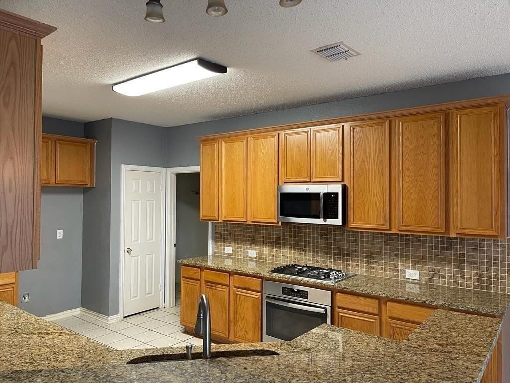 1662 Natural Bridge Dr - Photo 7 of 14