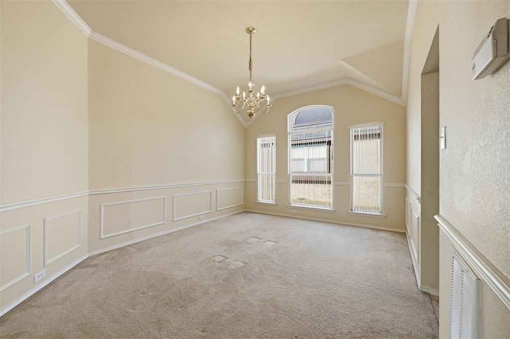 2229 White Rock Ln - Photo 6 of 21