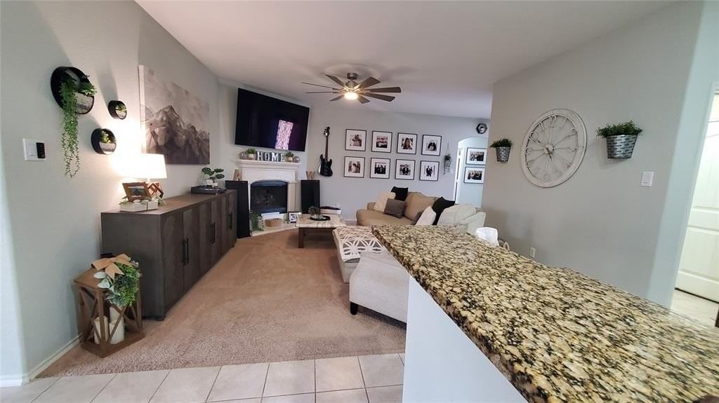 1020 Lake Meadow Ln - Photo 5 of 30