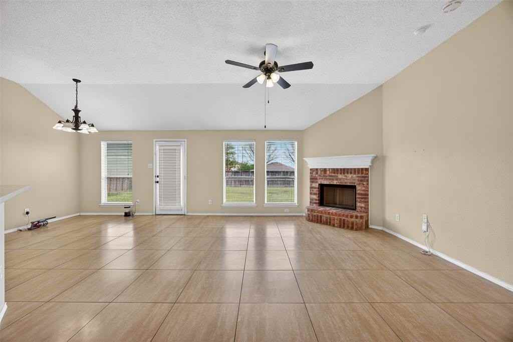 1507 Powder Horn Ln - Photo 6 of 26