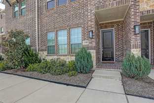 1484 Weston Rd - Photo 1 of 1