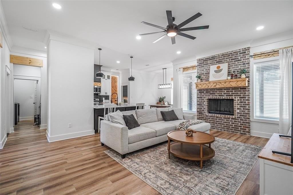 17172 Mary Martin Dr - Photo 4 of 29