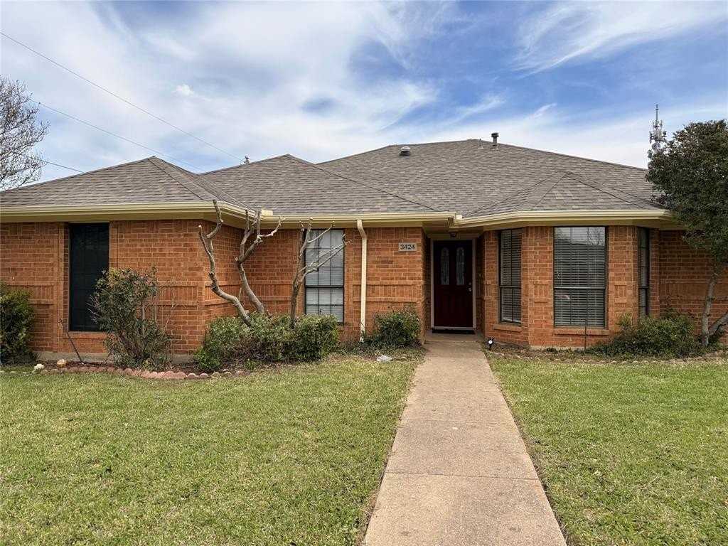 3424 Tina St - Photo 2 of 32