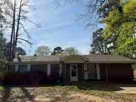 featured image of 9478 Woodcrest Dr