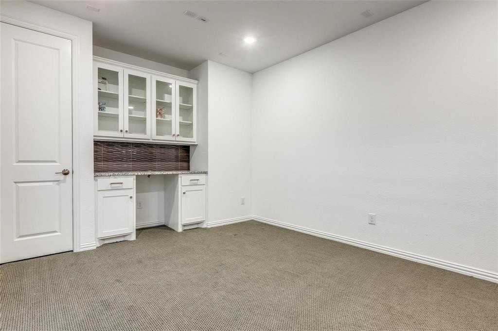 1631 Prairie Clover Rd - Photo 6 of 32