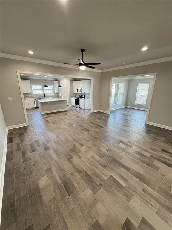 747 Crewe Lane - Photo 2 of 14