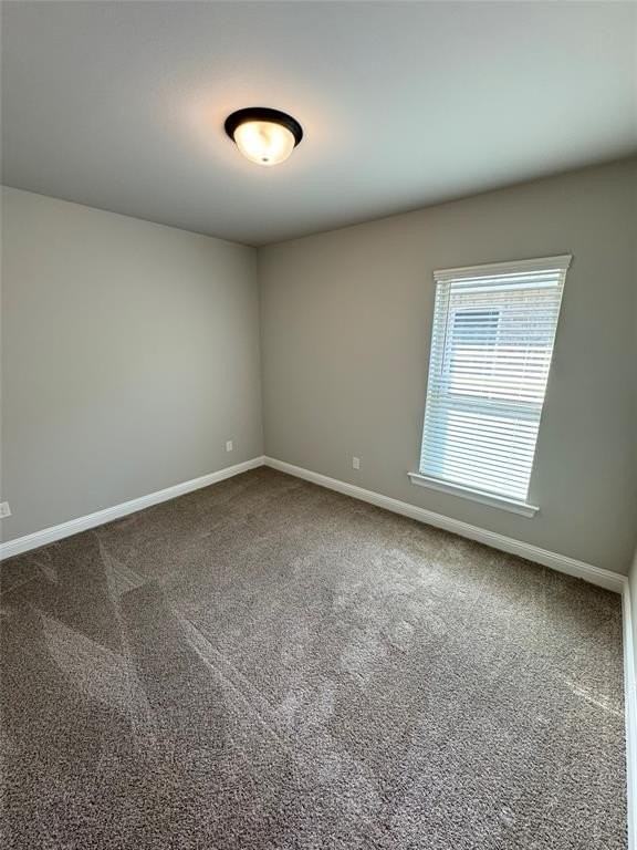 747 Crewe Lane - Photo 7 of 14