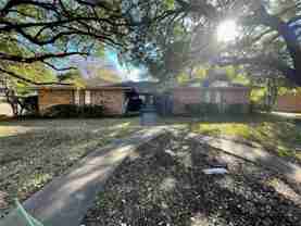 120 Shadybrook Dr - Photo 1 of 1