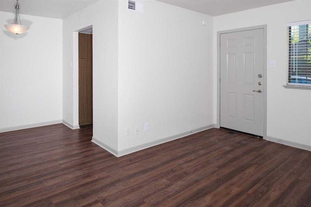 4708 Abbott Ave #4708-103 - Photo 5 of 33