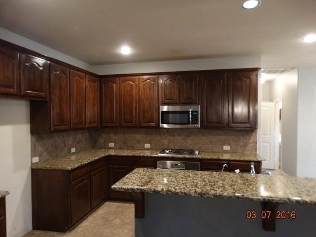 924 Eagle Creek Trl - Photo 6 of 20