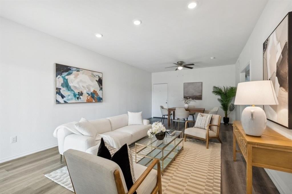 11222 Park Central Pl #D - Photo 5 of 27