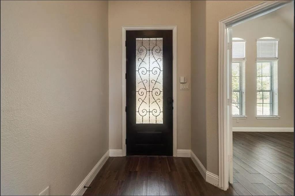 2216 Grant Park Way - Photo 2 of 22