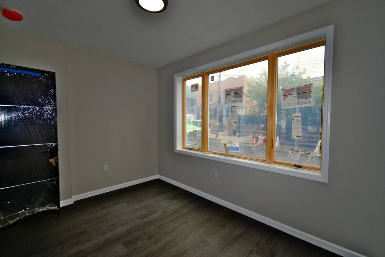 10846 153rd St - Photo 3 of 13