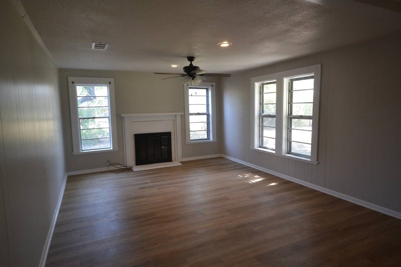 412 W University - Photo 6 of 23