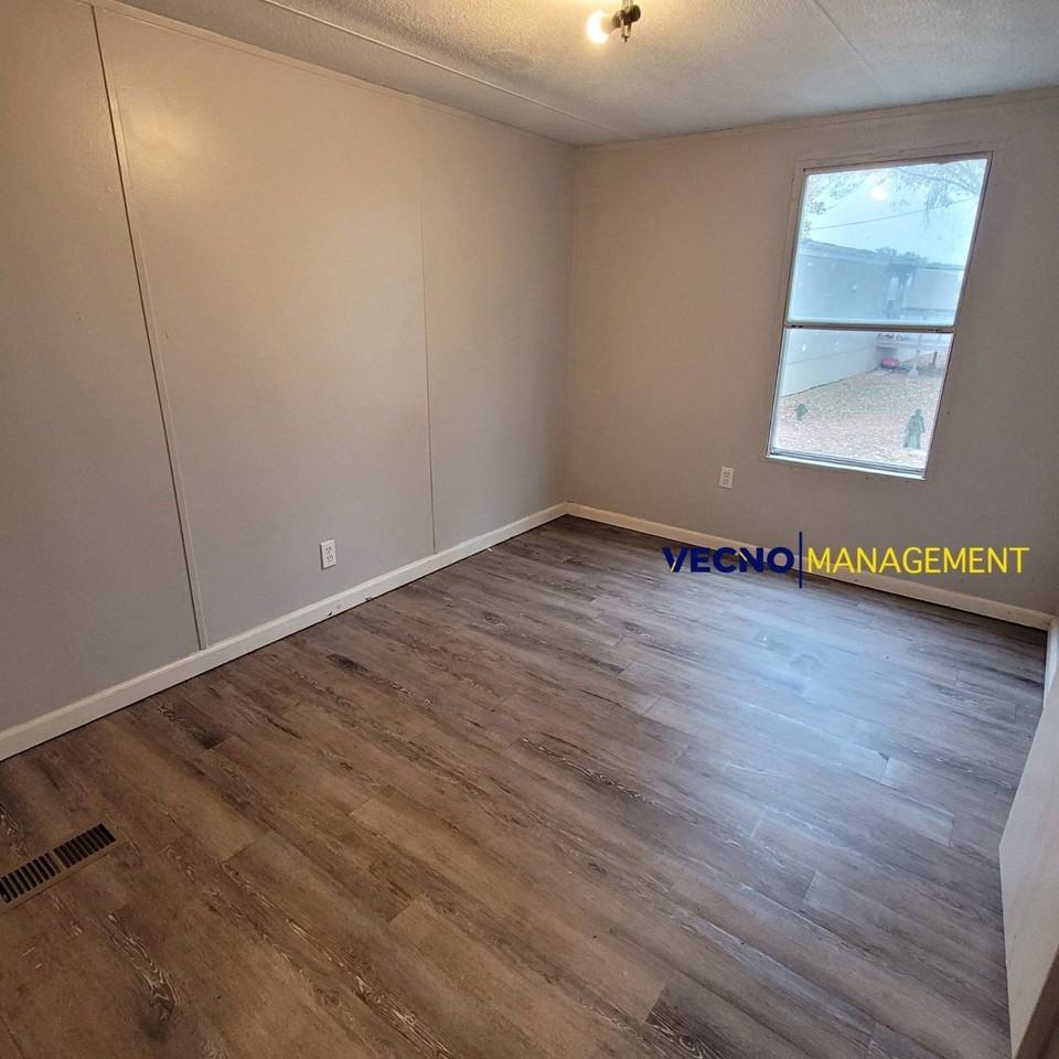 3525 E Main St #24 - Photo 4 of 9