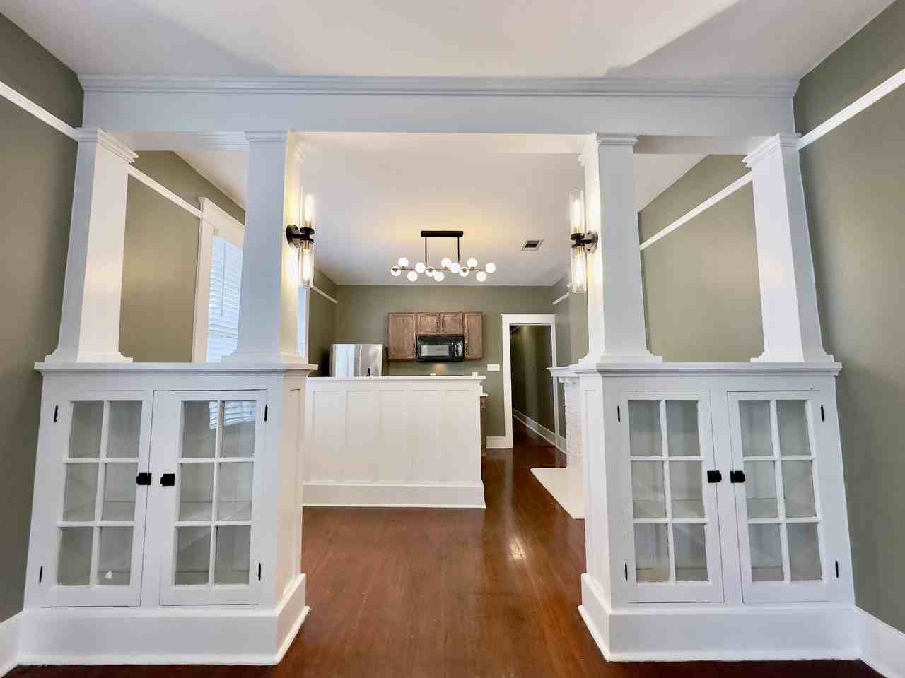 2626 Magazine St #1 - Photo 3 of 24