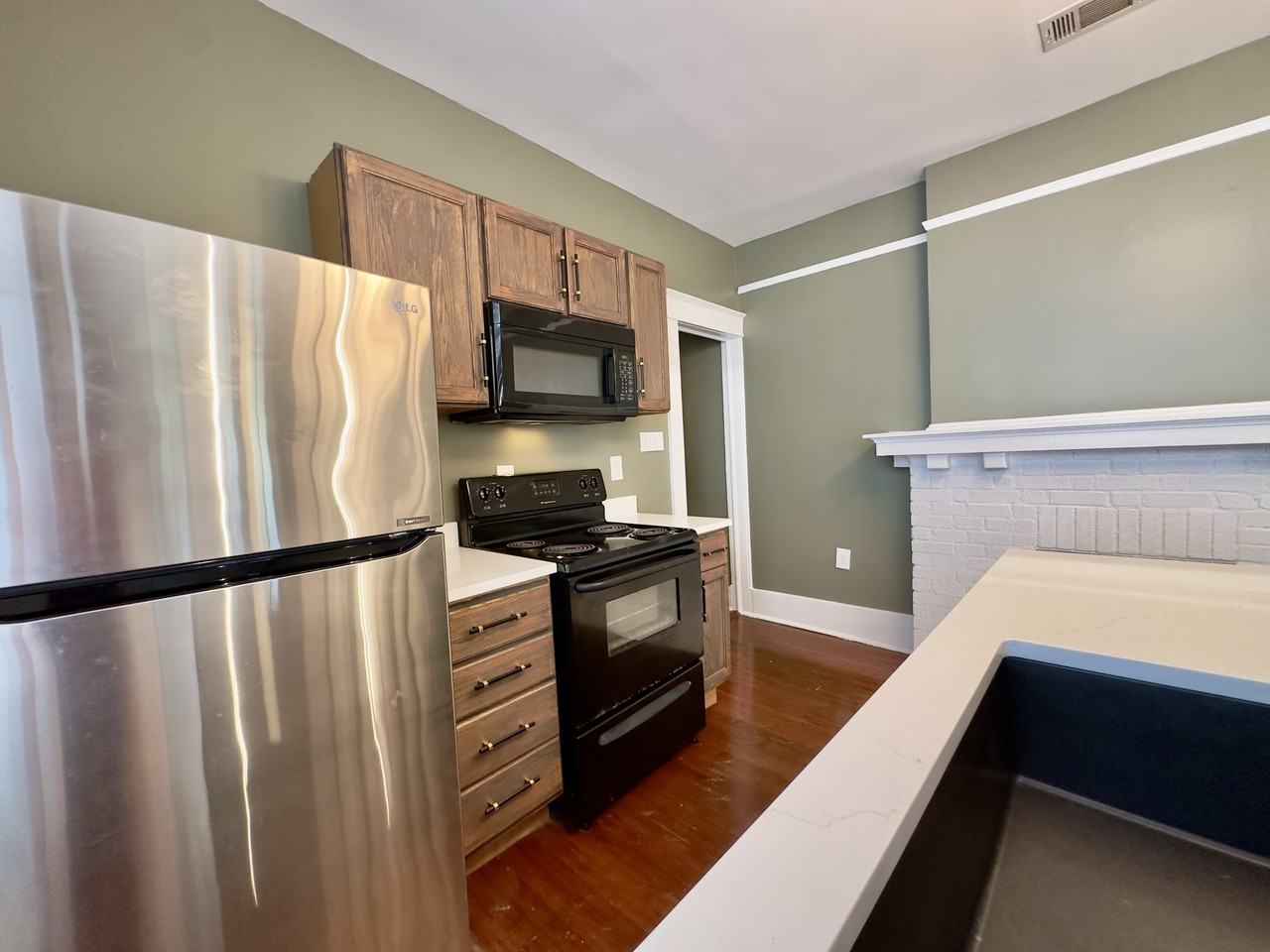 2626 Magazine St #1 - Photo 6 of 24