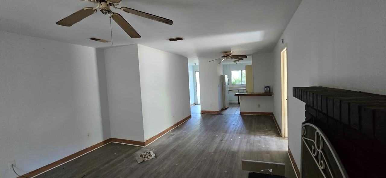 6110 Sw 10th Pl #1 - Photo 2 of 10