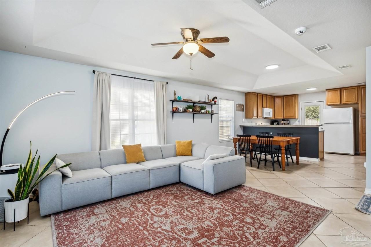 906 Calhoun Ave - Photo 2 of 22