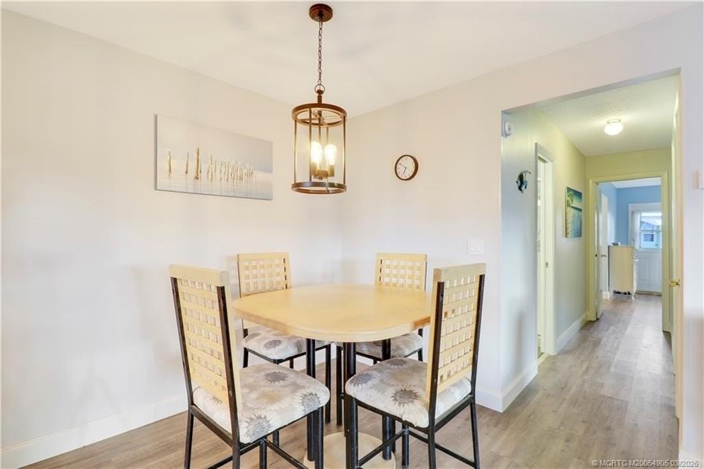 211 Manatee Ln Apt D - Photo 5 of 18