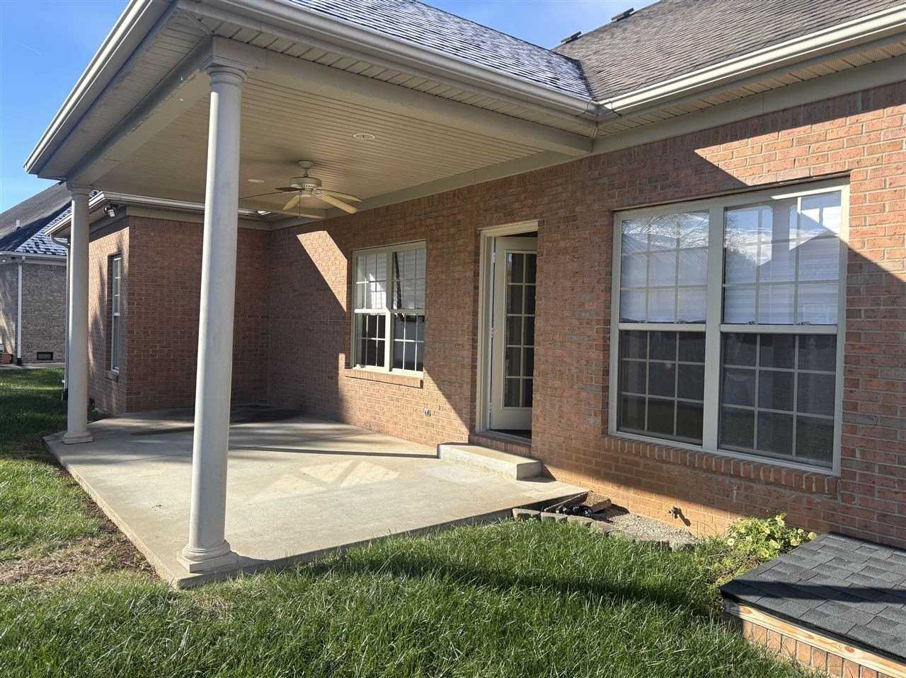 2616 Danhaven Dr - Photo 2 of 26