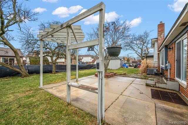 47687 Tilch Rd - Photo 5 of 50