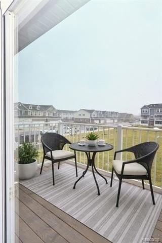 764 Huntley Ln - Photo 7 of 34