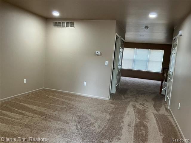 48161 Nottinghill Ln - Photo 5 of 50