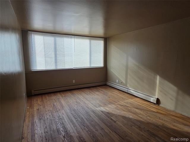 15080 Greenfield Rd - Photo 2 of 13