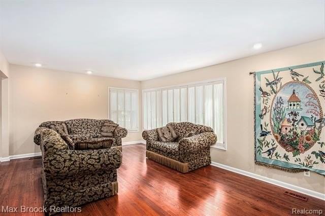 5622 Powder Horn Dr - Photo 3 of 26