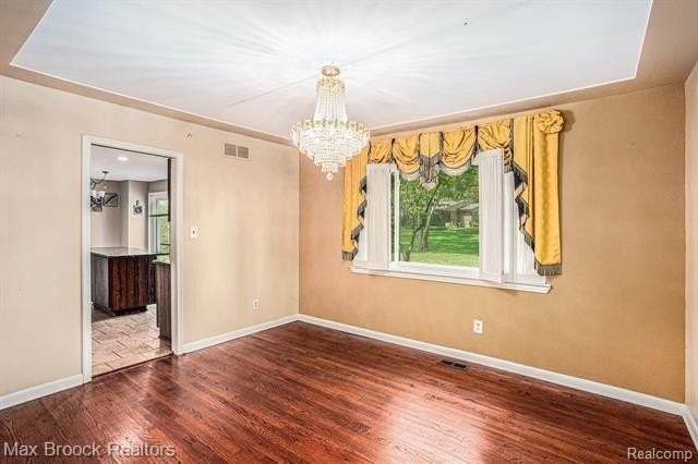 5622 Powder Horn Dr - Photo 5 of 26