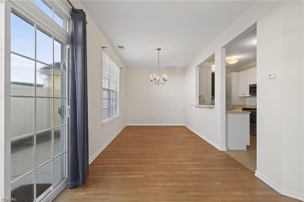 1120 Grace Hill Dr - Photo 5 of 29