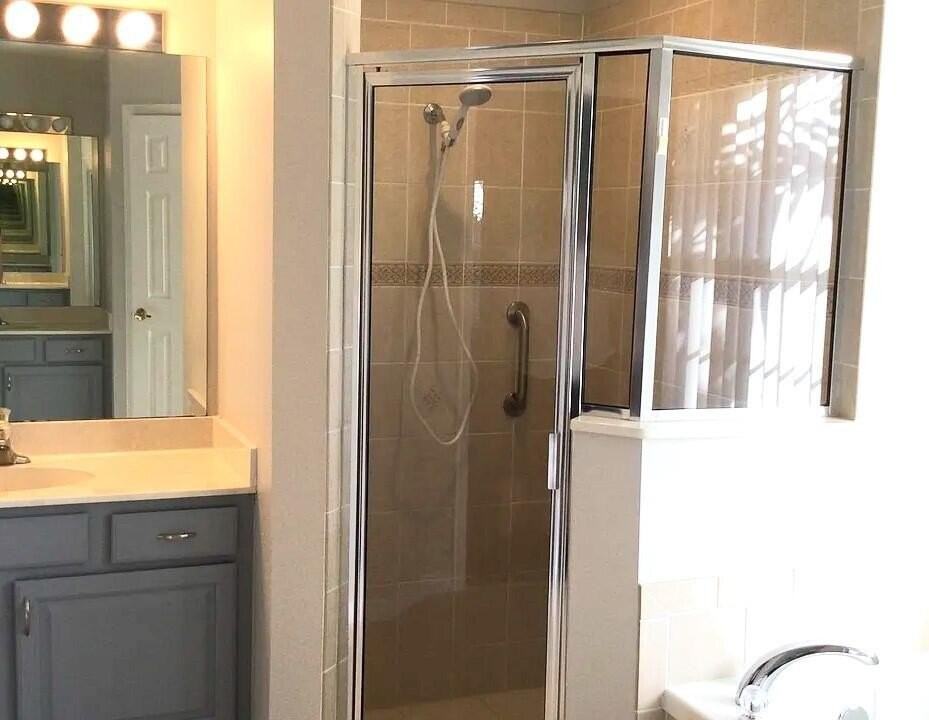 2367 Se Rock Springs Dr - Photo 6 of 11