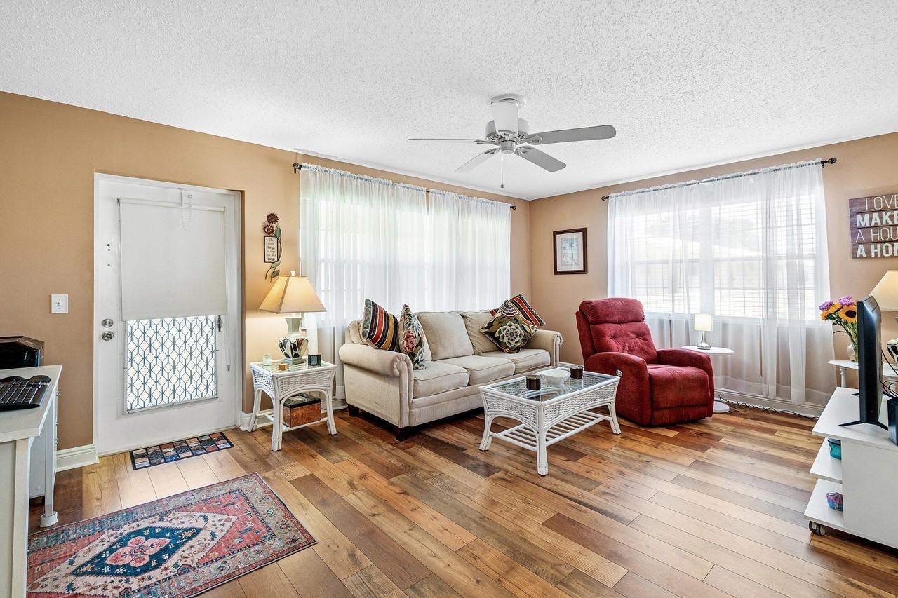 329 Markham O - Photo 4 of 29