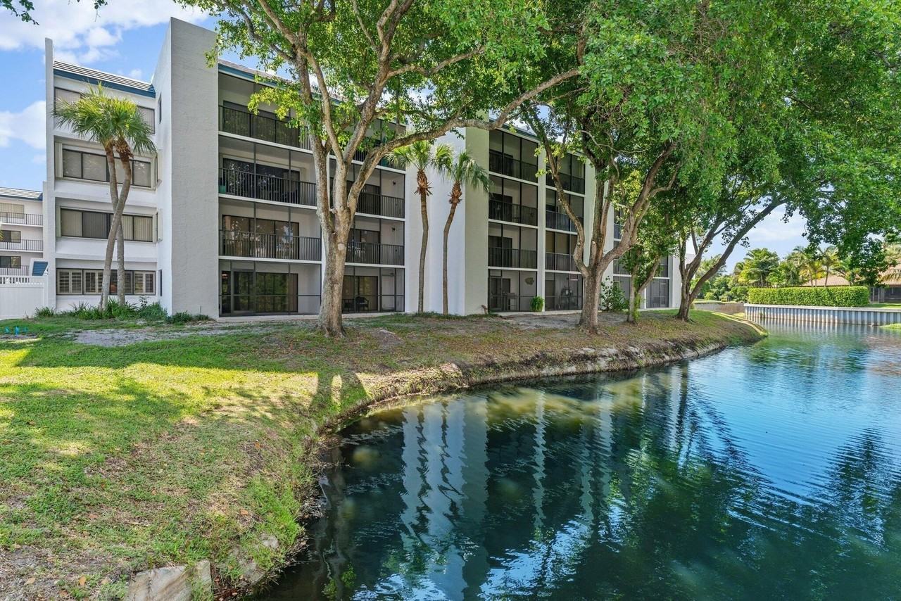 1605 S Us Highway 1 Apt E104 - Photo 4 of 34