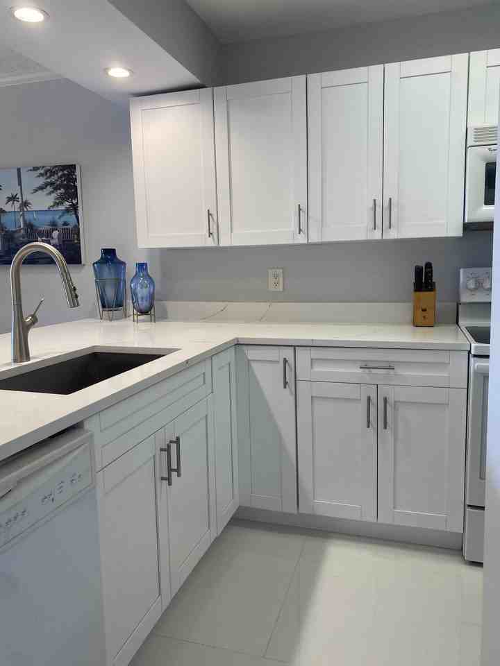 14 Royal Palm Way Unit 106 - Photo 4 of 49