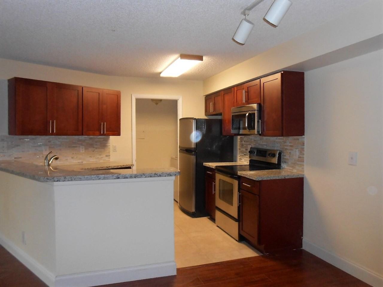 9999 Summerbreeze Dr Apt 1008 - Photo 4 of 26